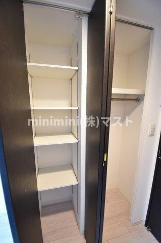 大阪市中央区瓦屋町２丁目の賃貸マンションの収納