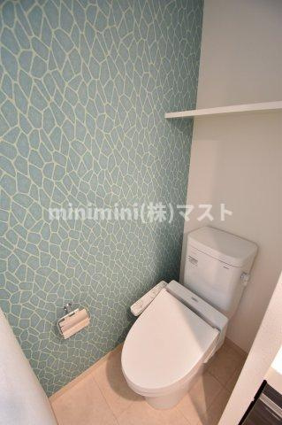 大阪市中央区瓦屋町２丁目の賃貸マンションのトイレ