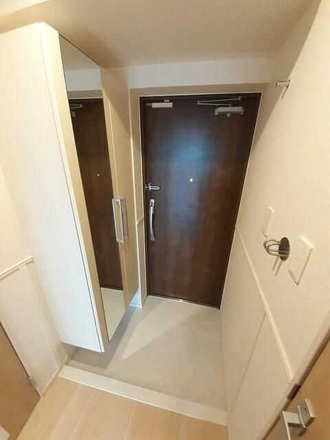 ヴィラ　フェリシア　小台橋の玄関