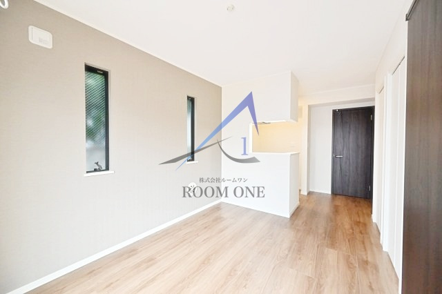 エトワール四谷			の居間・リビング|洋室のお部屋です。