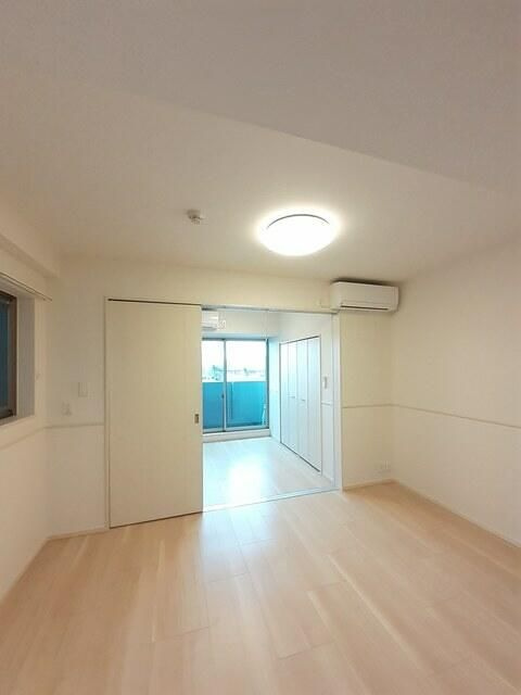 ヴィラ　フェリシア　小台橋