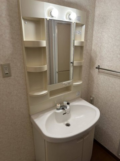 【収納】 | ウエストアール | こちらのリビングで趣味の時間をお楽しみください