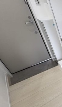 【玄関】 | アザーレ・パッシオ中央林間