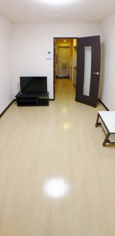 フェニックス久末の居間・リビング