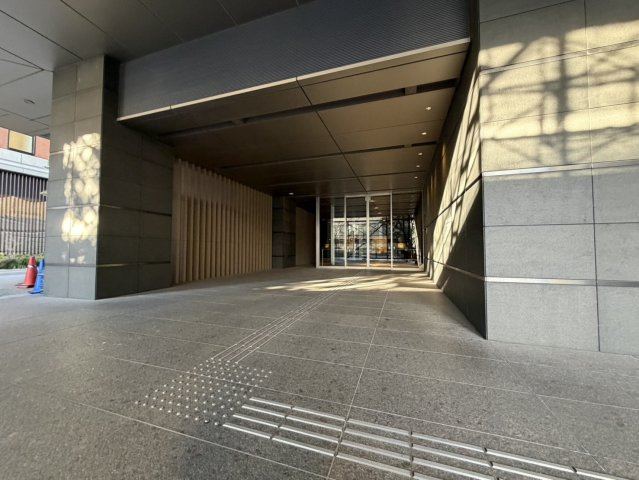 アトラスタワー茗荷谷のエントランス