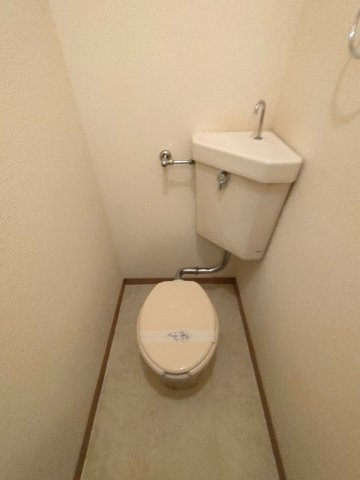 アビタシオンⅠのトイレ|※別号室参考写真です
