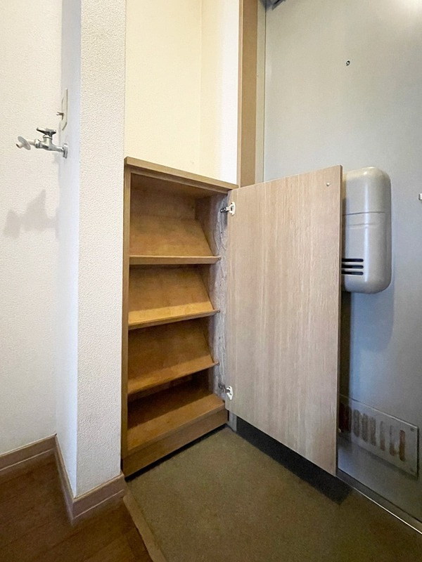 ヘーベル落合の玄関