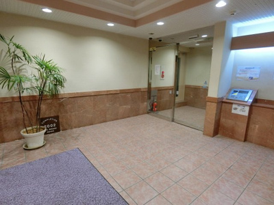 【エントランス】 | ケンブリッジアサカ