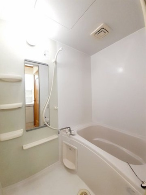 【浴室】 | レフィナード | 日々の暮らしに欠かせないお風呂です