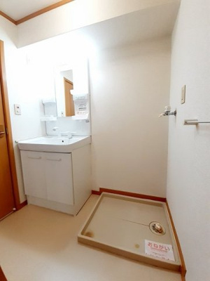 【洗面所】 | レフィナード | 広い洗面スペース