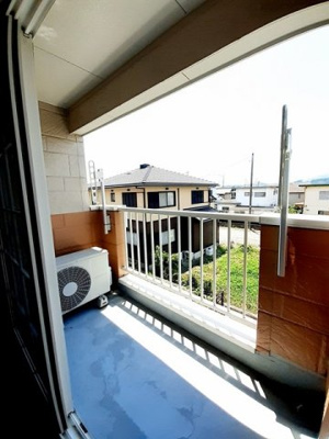 【バルコニー】 | レフィナード | 落ち着いた時間を過ごせるバルコニーです