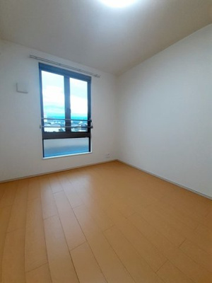 【内装】 | セル・リヴィエールＡ | 明るい色調の室内です