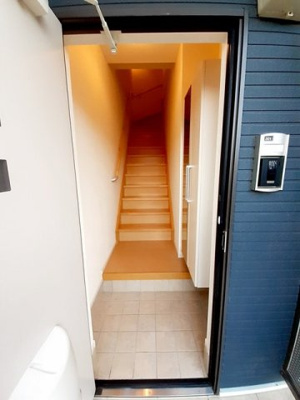 【玄関】 | セル・リヴィエールＡ | きれいな玄関です