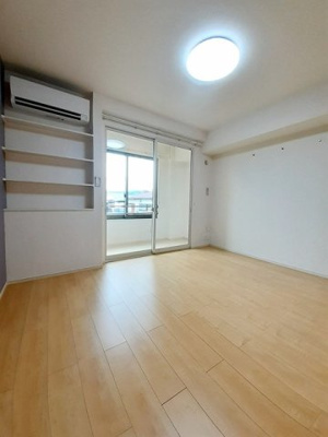 【居間・リビング】 | アーバングレイスⅥ | 使いやすい居間です