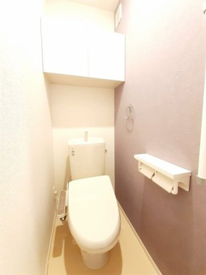 【トイレ】 | アーバングレイスⅥ | 落ち着いた色調のトイレです