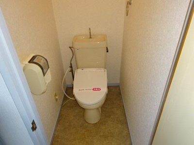 【トイレ】 | サンシャイン石敷 | シャワー付トイレ