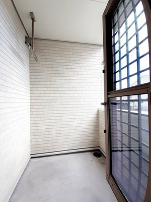 【バルコニー】 | ビクトルⅡ | 落ち着いた時間を過ごせるバルコニーです