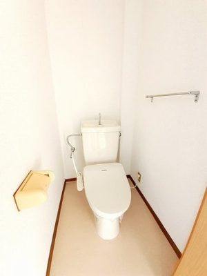 【トイレ】 | アスライズコーポ | ゆったりとした空間のトイレです