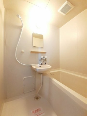 【浴室】 | エルディムわたなべ | 日々の暮らしに欠かせないお風呂です