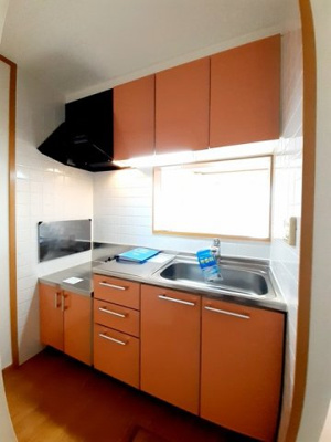 【キッチン】 | ベルテクス・グラン | コンパクトなキッチンで掃除もラクラク