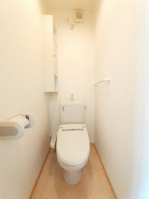 【トイレ】 | アルドール今泉 | 落ち着いた色調のトイレです