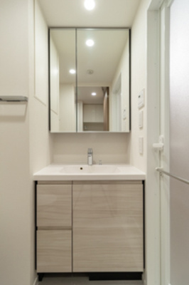 【洗面所】 | パークアクシス落合東中野 | ※写真は同タイプ住戸です。