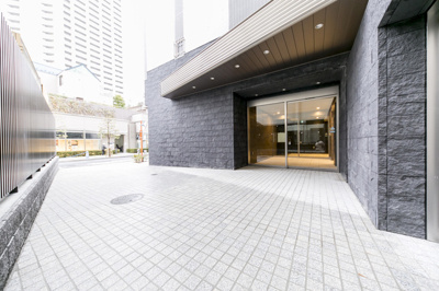 【外観】 | ミリアレジデンス新宿御苑