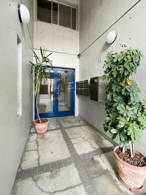 モデニスタのエントランス