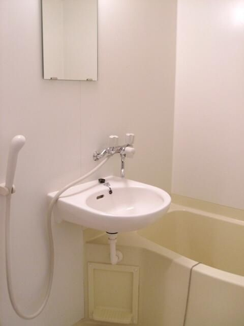 モデニスタの浴室