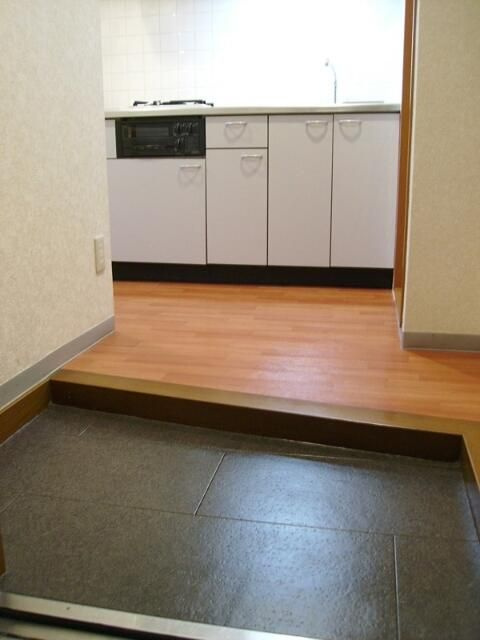 モデニスタの玄関