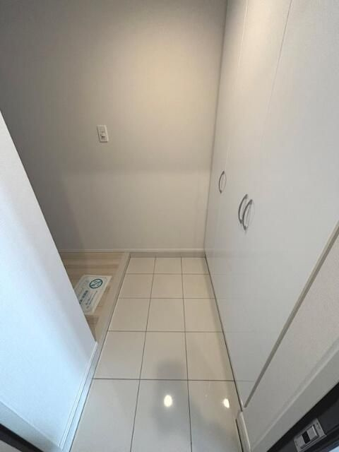 ＡＲＣＯＢＡＬＥＮＯ　ＳＨＩＭＵＲＡＳＡＫＡＵＥの玄関