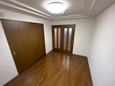 【居間・リビング】 | モアイーストVI