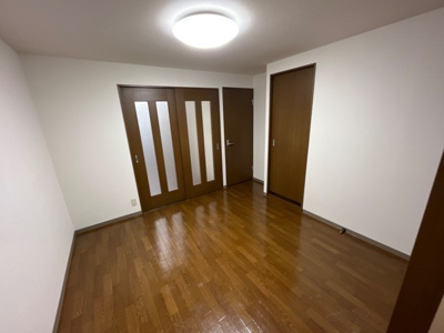 【居間・リビング】 | モアイーストVI