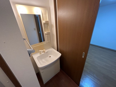 【洗面所】 | モアイーストVI