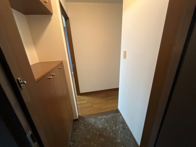 【玄関】 | モアイーストVI