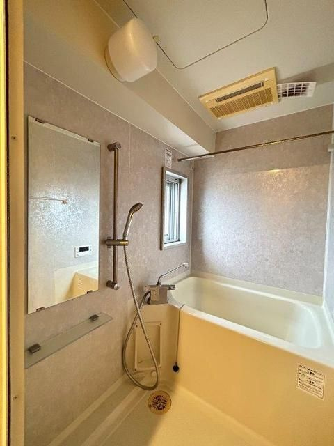 オーキッドレジデンス大泉学園の浴室