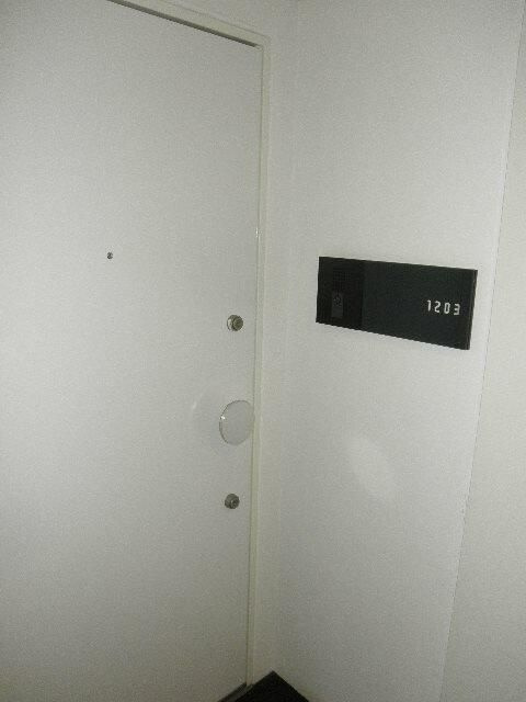 レヴィーガときわ台ｃｒｏｂの玄関