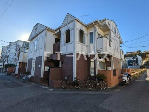 ヘスティア２番館のエントランス