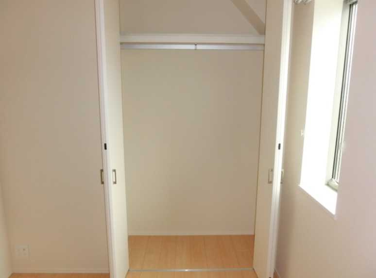 AKS三宿フラッツ　角部屋　オートロック　陽当たり良好の収納