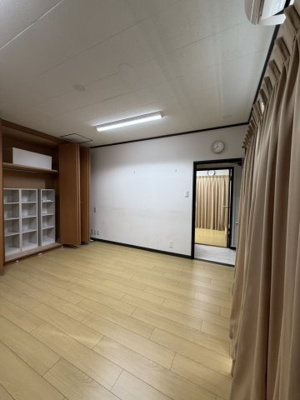 【居間・リビング】 | 北野町3丁目店舗