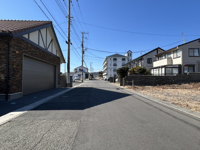 日立市大みか町３丁目の前面道路含む現地写真