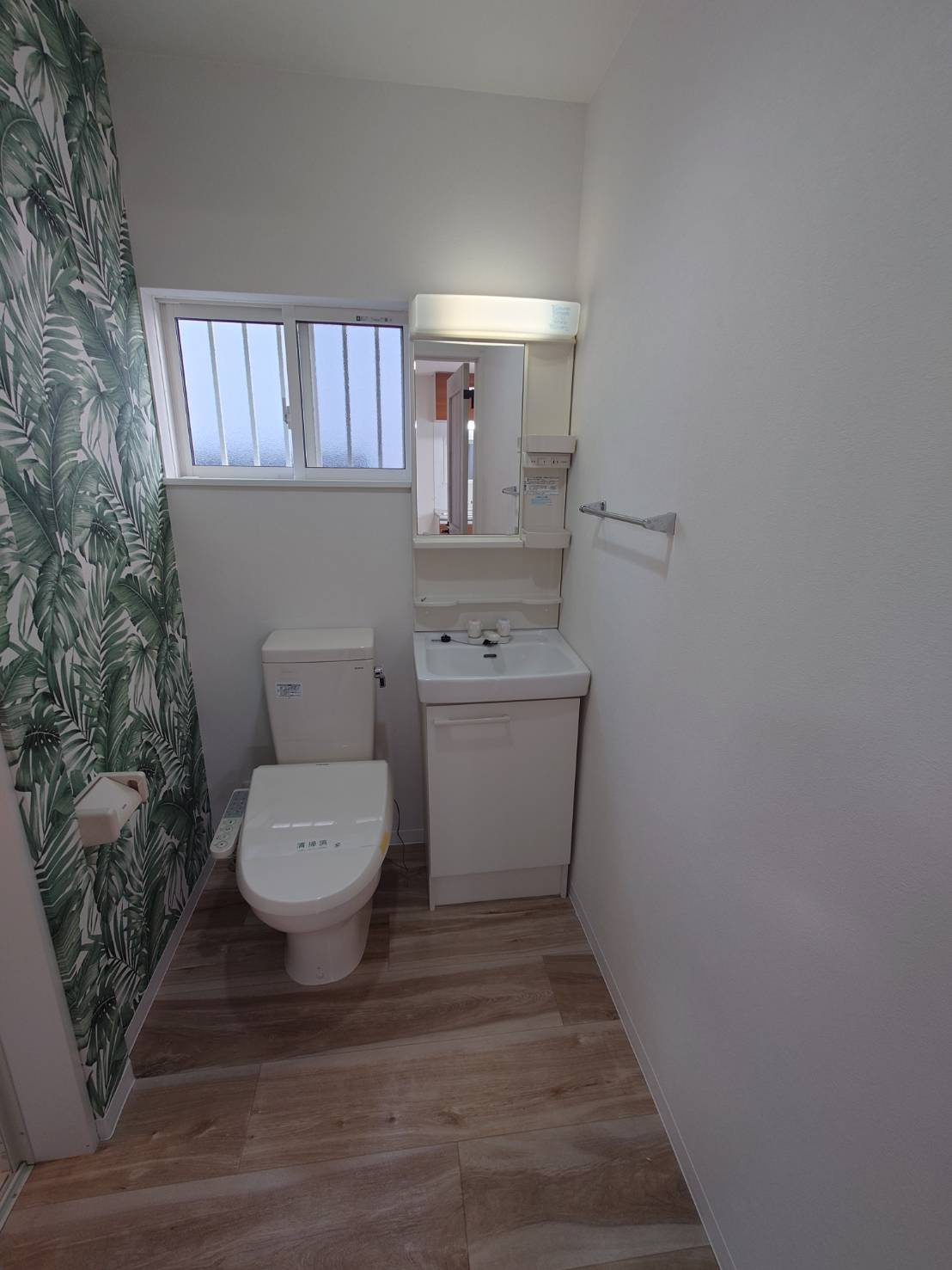 たちばな台戸建3のトイレ