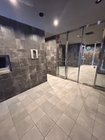 グローリオシェルト水道橋のエントランス