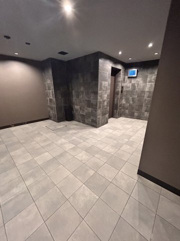 グローリオシェルト水道橋のエントランス