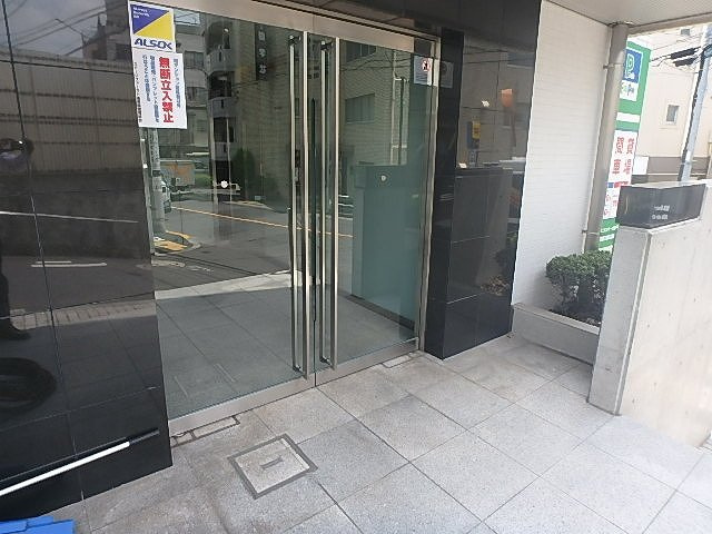 ステージファースト後楽園のエントランス