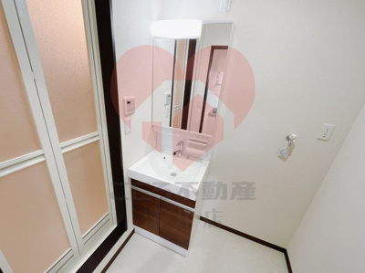 【洗面所】 | Glanz深井