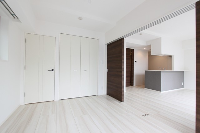 レアライズ浅草の寝室