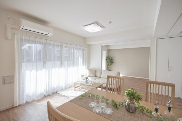 リステージ綱島ラグシス【仲介手数料無料】ペット可♪の居間・リビング