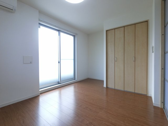 【寝室】 | リブリ・貝塚