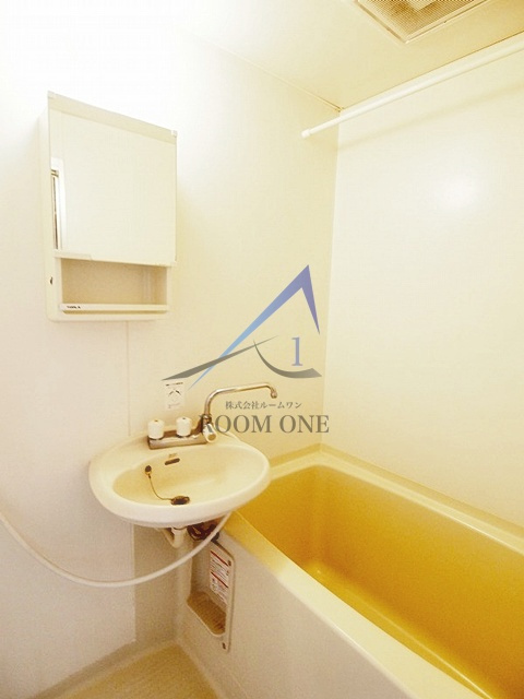 ＹＭパレスの浴室|お風呂です。